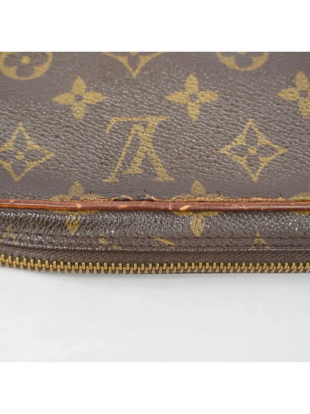 Louis Vuitton Clutch Monogram Marly Dragonne PM Brown